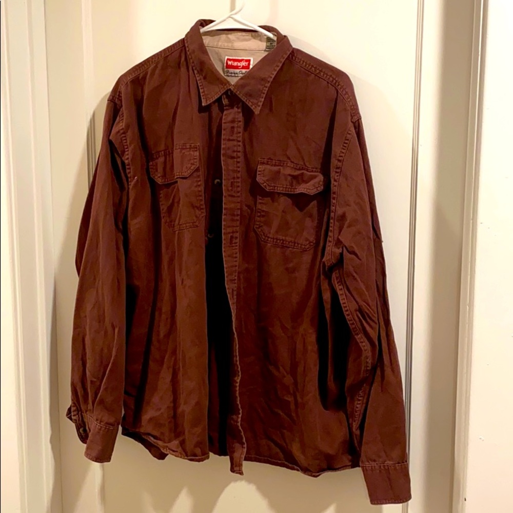Wrangler burgundy button down